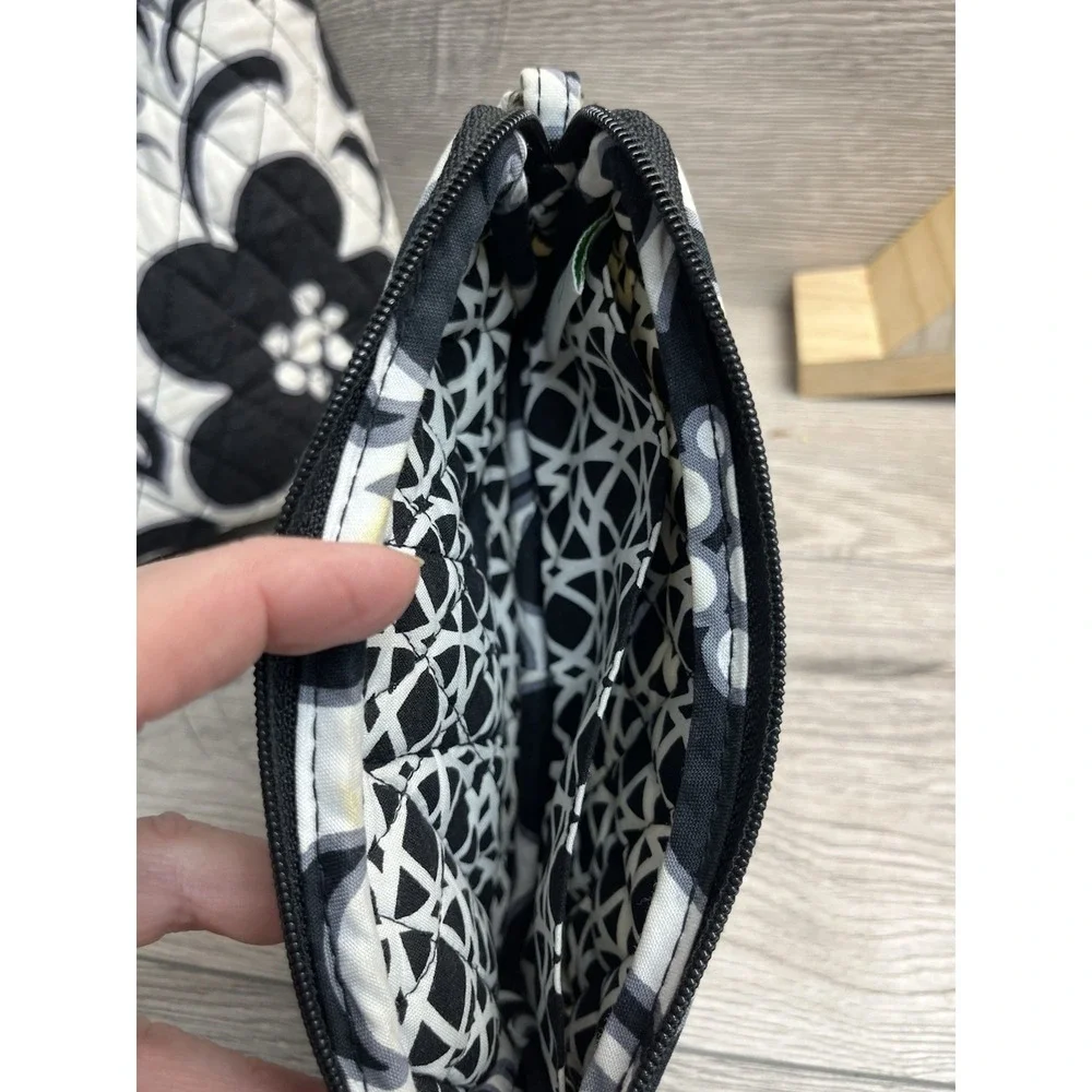 White With Black Floral Handbag By Vera Bradley With Wristlet Cosmetic Bag